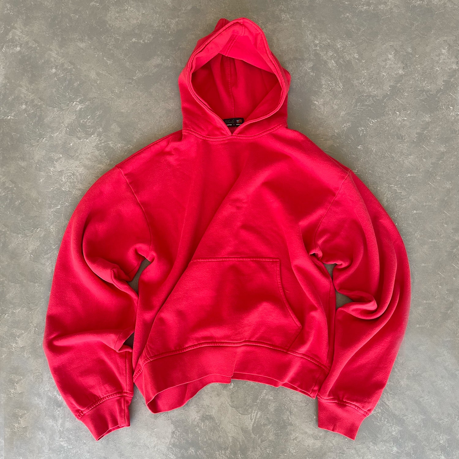 LIGHTWEIGHT HOODIE